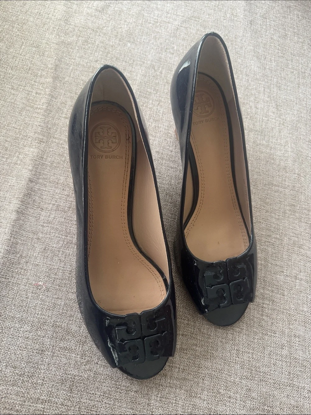 Tory Burch Navy Patent Logo Round-Toe Medium Height Heels